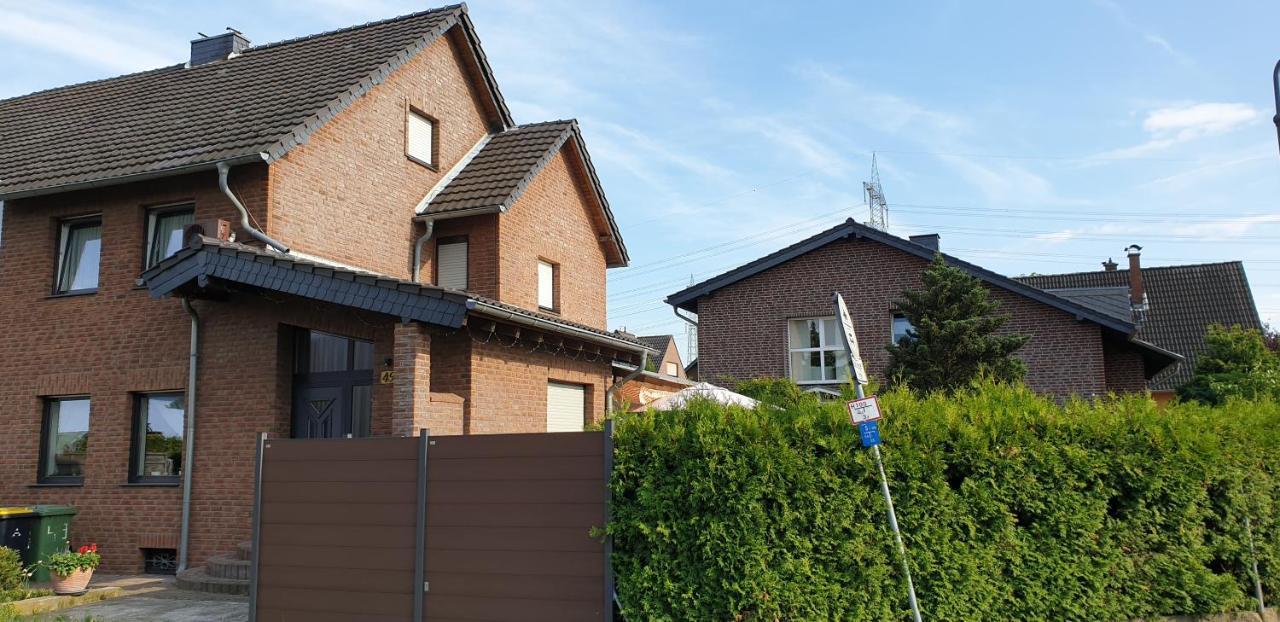 Gaestezimmer Junglas Bornheim  Buitenkant foto