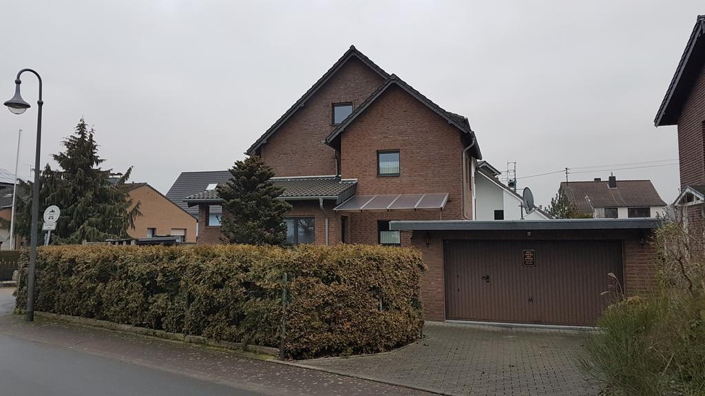 Gaestezimmer Junglas Bornheim  Buitenkant foto